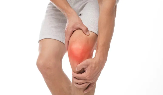 歩けなかった膝の痛みがカイロ施術で山登りにいけるまで回復した７１歳男性の症例