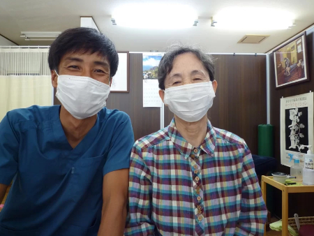 圧迫骨折で歩行困難だった腰が楽に歩けるようになりました！